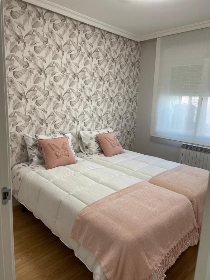Apartamento Cuatro Estaciones Calahorra Exterior foto